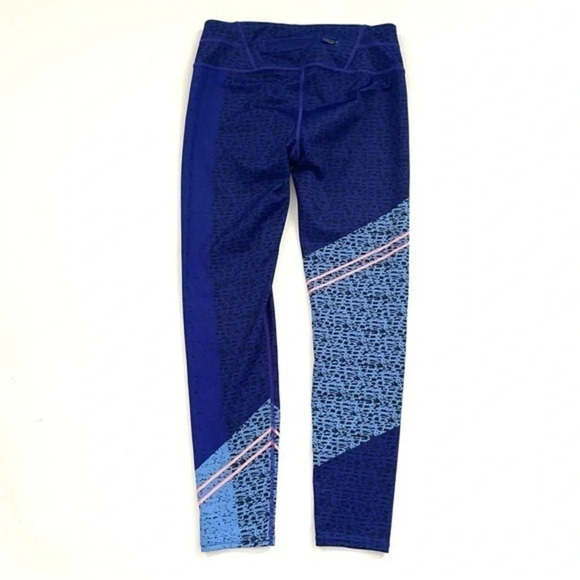 Athleta Mid Rise Asym Sonar Camo 7/8 Length Tight Legging - Picture 2 of 7